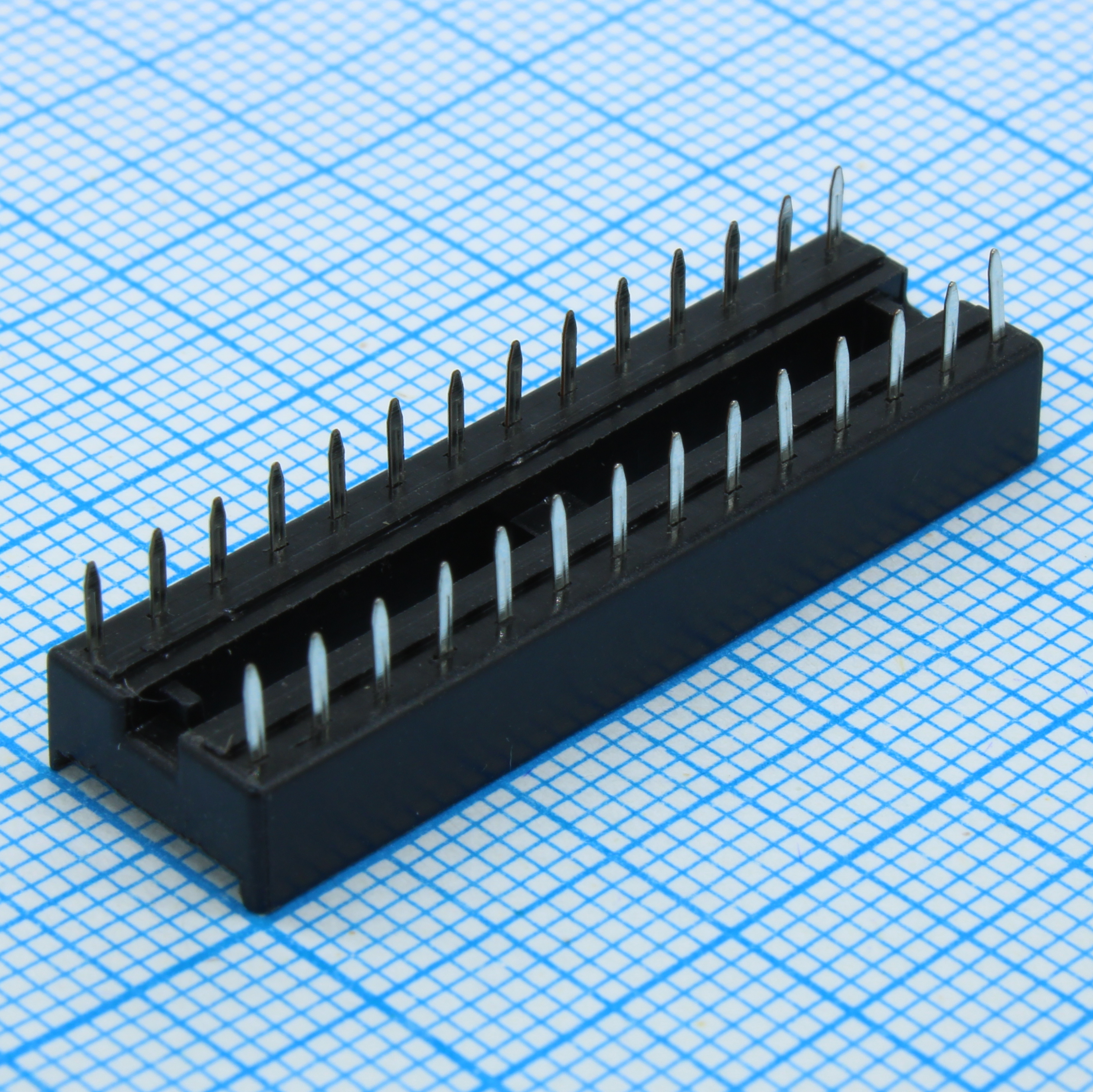 DS1009-28AT1NS-0A2